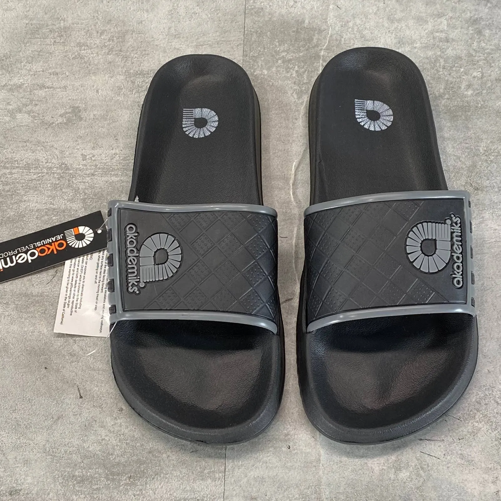 AKADEMIKS Men's Black Faux-Leather Comfort Side Stripe Slide Sandals SZ 9
