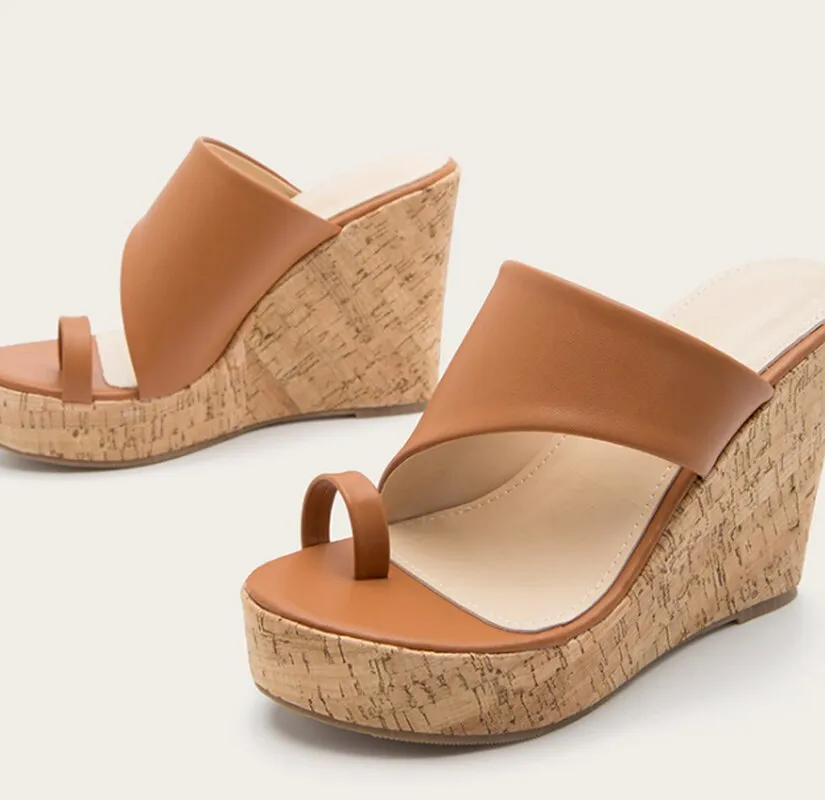 elveswallet PU Leather Chunky High Heels Slippers