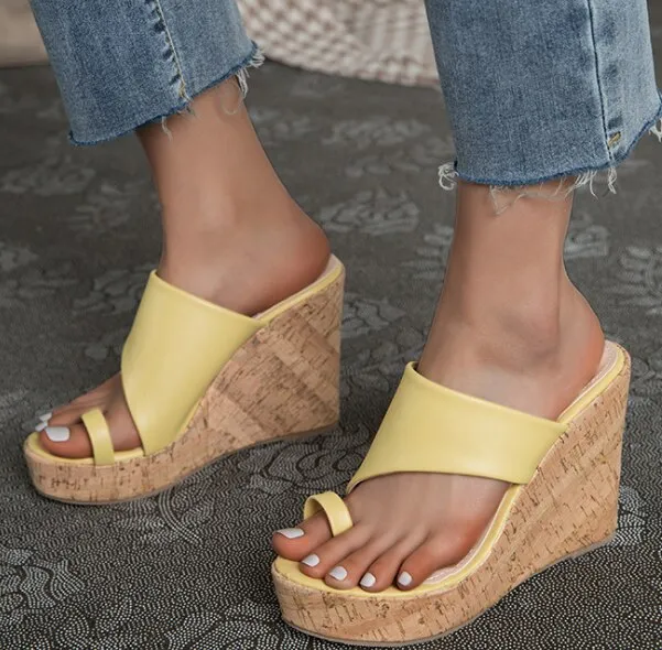 elveswallet PU Leather Chunky High Heels Slippers