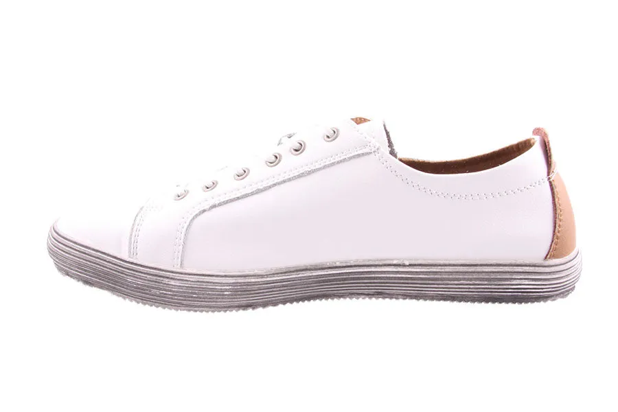 METTY WHITE
